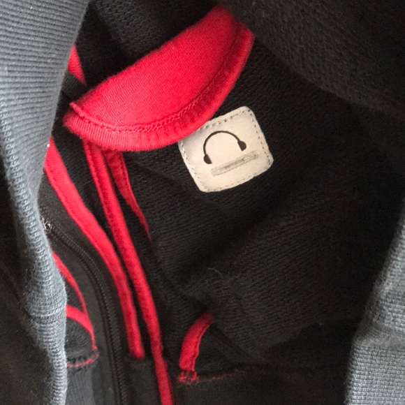 Jordan zip up Hoodie - Picture 5 of 6